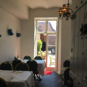 Den Gamle Arrest restaurant ud til baghaven