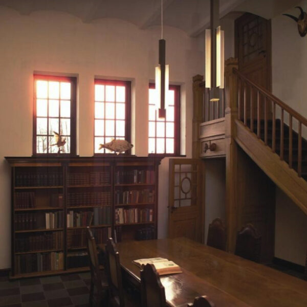 Broholm Slot bibliotek